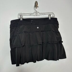 Lululemon pace setter skirt size 12 black